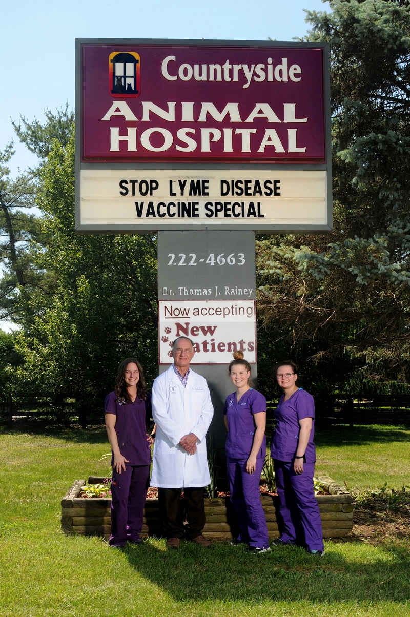 Countryside Animal Hospital Staff Photo and Office Sign